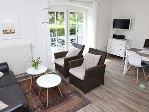 24025382-Ferienwohnung-5-Fehmarn-300x225-1