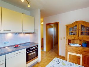 23677457-Ferienwohnung-4-Fehmarn-300x225-2