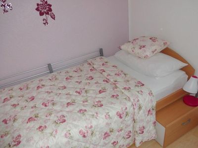 Schlafzimmer 2