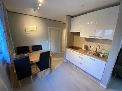 Ferienwohnung für 3 Personen (47 m²) in Fehmarn / Lemkenhafen 5/8