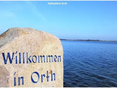 Hafenblick Orth-3