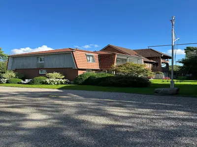 ExteriorSummer