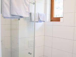 23921804-Ferienwohnung-6-Feld am See-300x225-5