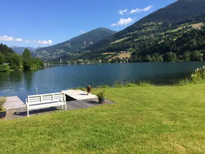 Steg am eigenen Privatstrand