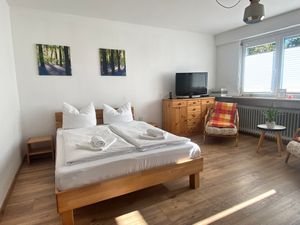 21204411-Ferienwohnung-3-Feldberg (Hochschwarzwald)-300x225-1