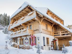 Dreimadelhaus mit Hotelbar Mühlenstüble