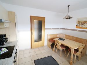 23322129-Ferienwohnung-4-Feldberg (Hochschwarzwald)-300x225-5