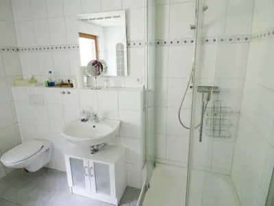 INSIDE, BATHROOM