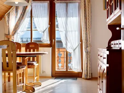 Photo, INSIDE, OUTSIDE