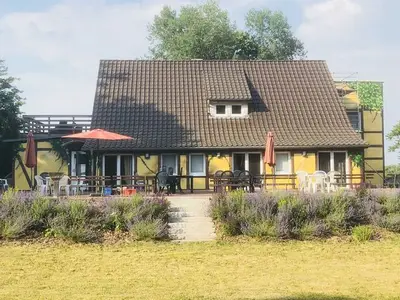 Ferienwohnung für 8 Personen (90 m²) in Feldberger Seenlandschaft 1/10