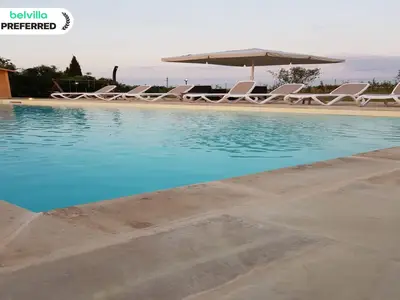 PoolOfHouse
