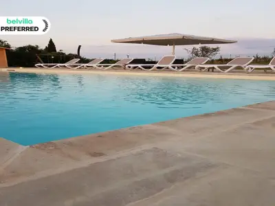 PoolOfHouse