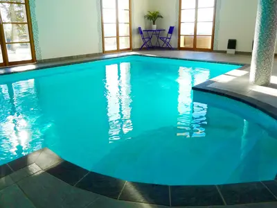 PoolOfHouse