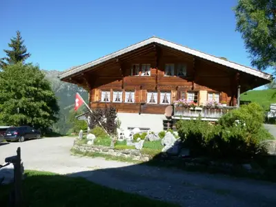 Aussenansicht Sommer (2)