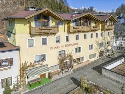 Außenseite Ferienhaus [Winter]
