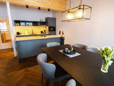 DiningRoom