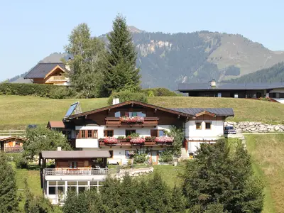 Ferienhaus Joel im Sommer