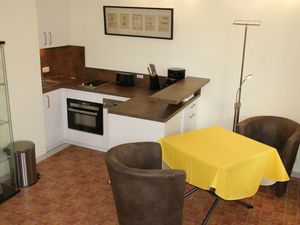 23885792-Ferienwohnung-2-Fiefbergen-300x225-2