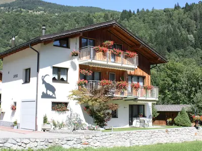Saphir Fieschertal im Sommer