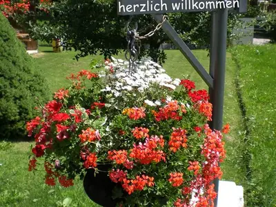 herzlich willkommen