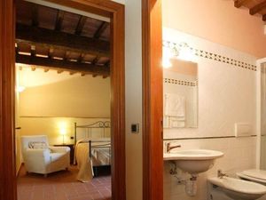 23021995-Ferienwohnung-4-Figline Valdarno-300x225-2