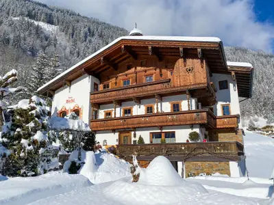 Haus Bichl im Winter