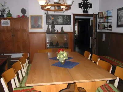Photo, INSIDE, OUTSIDE