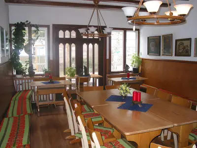 Photo, INSIDE, OUTSIDE