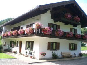 22367427-Ferienwohnung-2-Fischbachau-300x225-1