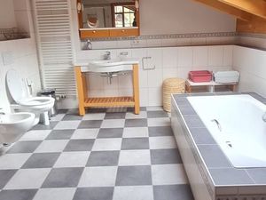 24020450-Ferienwohnung-6-Fischbachau-300x225-4