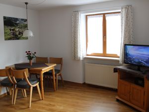 23367675-Ferienwohnung-4-Fischen im Allgäu-300x225-2