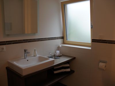 Ferienwohnung 8 - Badezimmer