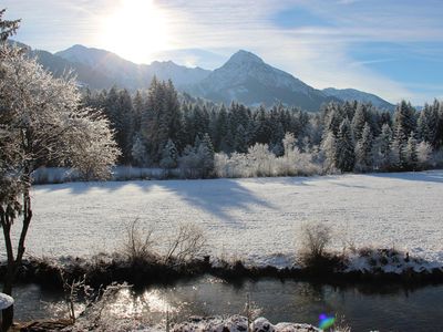 Blick vom großen überdachten Südbalkon aufs Nebelh