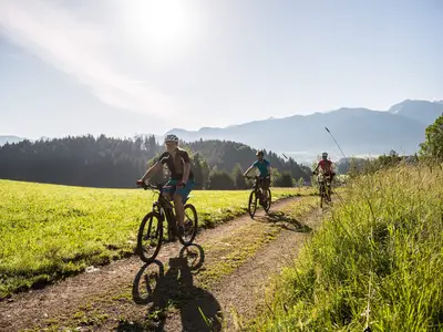 Radfahren_in_den_Allgäuer_Hörnerdörfern (komprimie