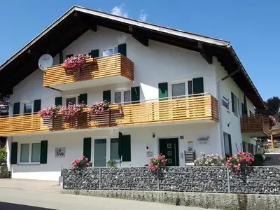 Ferienwohnung für 4 Personen (70 m²) in Fischen im Allgäu 1/10