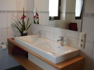 Ferienwohnung 2 - Badezimmer