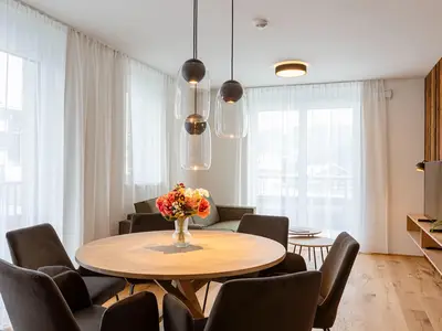 DiningRoom