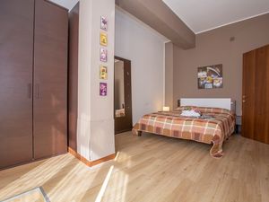 22095729-Ferienwohnung-4-Fiumelatte-300x225-5