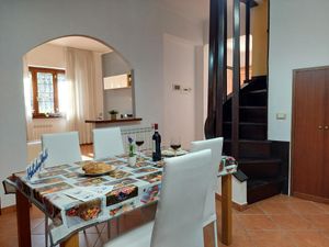 24045523-Ferienwohnung-4-Fiumicino-300x225-1