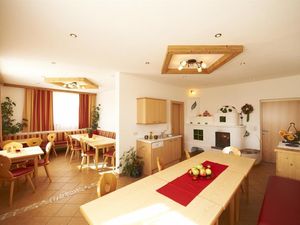 22794355-Ferienwohnung-6-Flachau-300x225-5