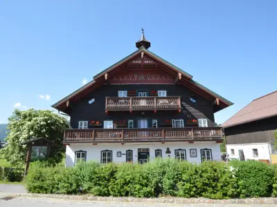 Außenseite Ferienhaus [Sommer]