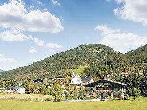 23730168-Ferienwohnung-4-Flachau-300x225-1