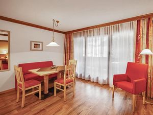 23731370-Ferienwohnung-4-Flachau-300x225-5