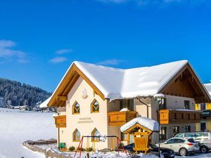 23072105-Ferienwohnung-8-Flachau-300x225-1