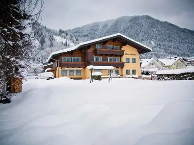 Ferienwohnung für 5 Personen (60 m²) in Flachau 1/10
