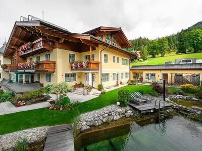 Haus_am_Hammerrain_Sommer