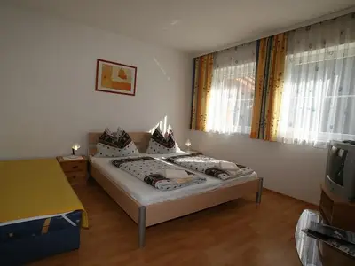 App. 1 Schlafzimmer