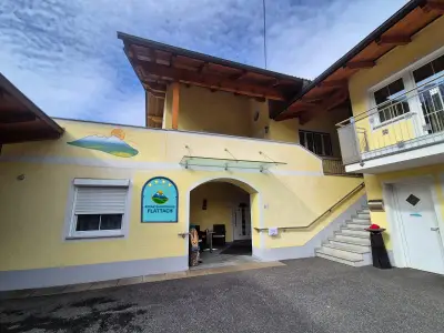 1e0a6b6a-0659-48a9-8c13-f258225b2966