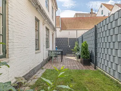 Wohnbereich mit Zugang zur Terrasse