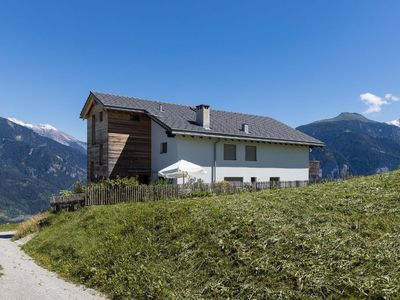 Haus mit Ferienwohnung Hof Quadra